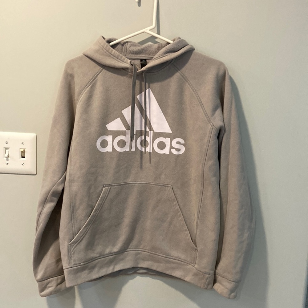 Adidas sweatshirt size medium